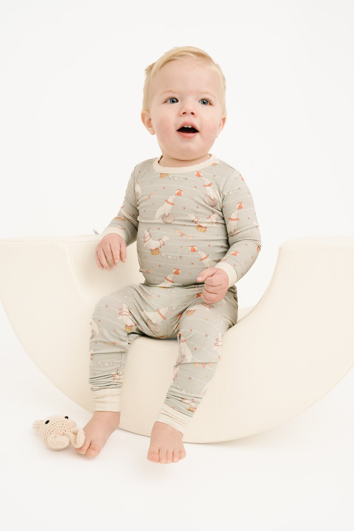 Circus Seal Bamboo Set